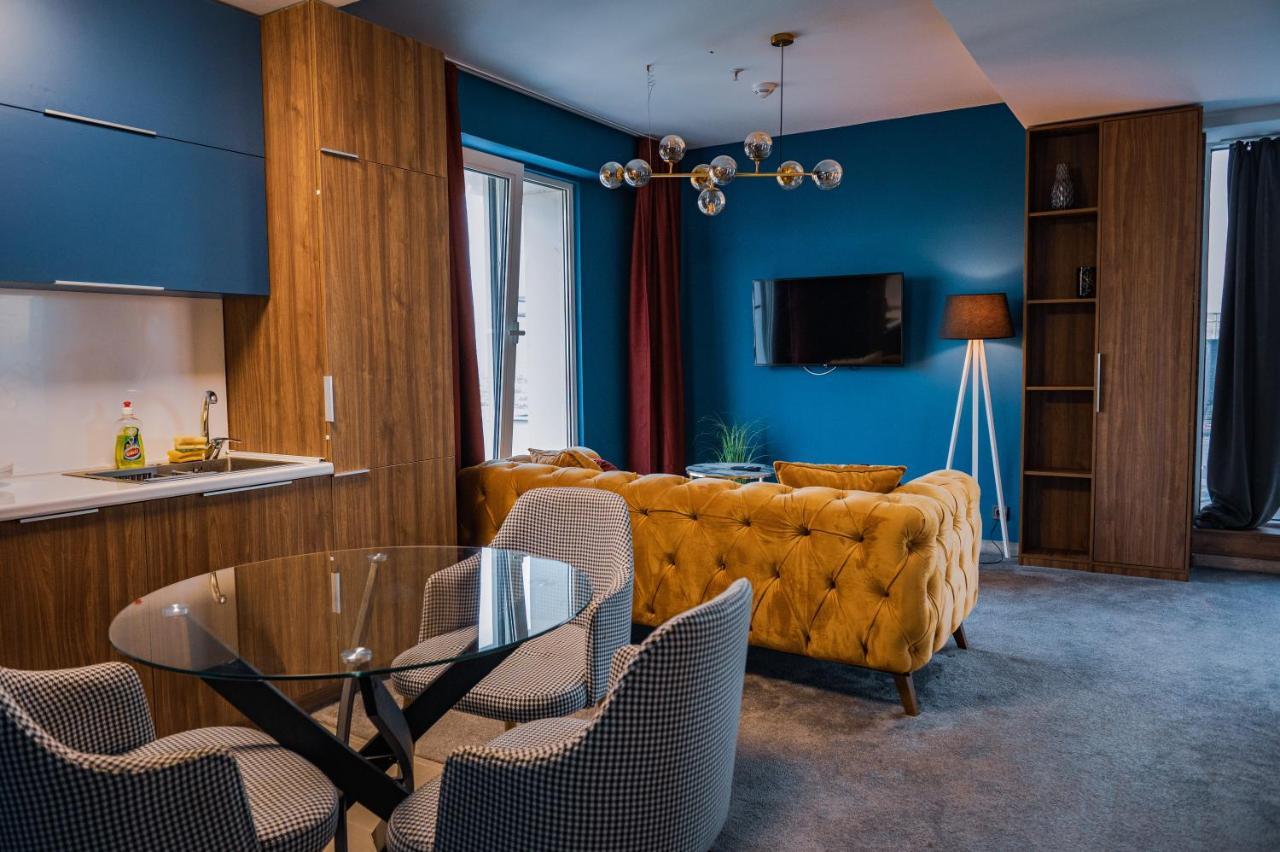 Апартаменты Sky Deluxe 3 Fitness & Spa Скопье Экстерьер фото